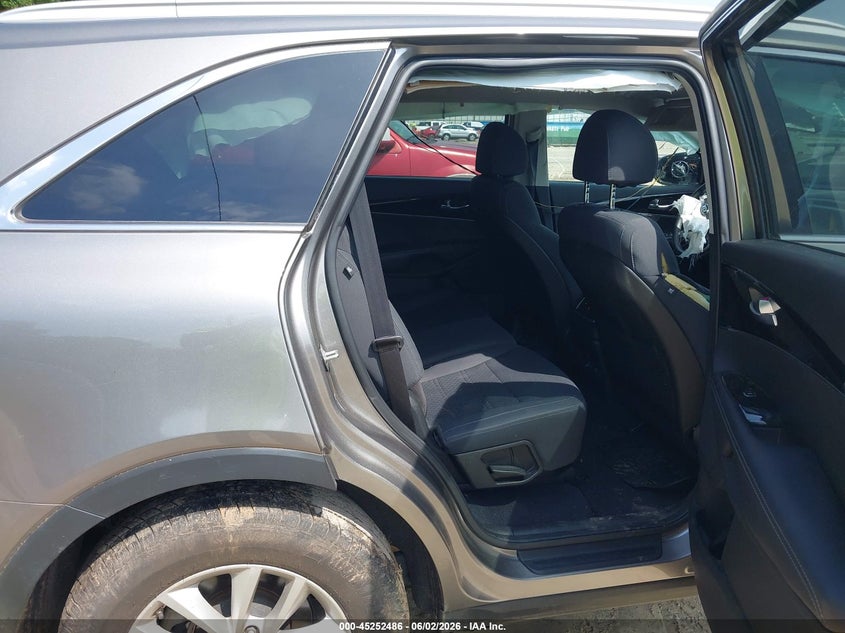 2018 Kia Sorento VIN 5XYPG4A31JG405242 IAAI salvage auction — FRONT END, Salvage Title, sold $1,000 on 2026-07-09 (photo 8)