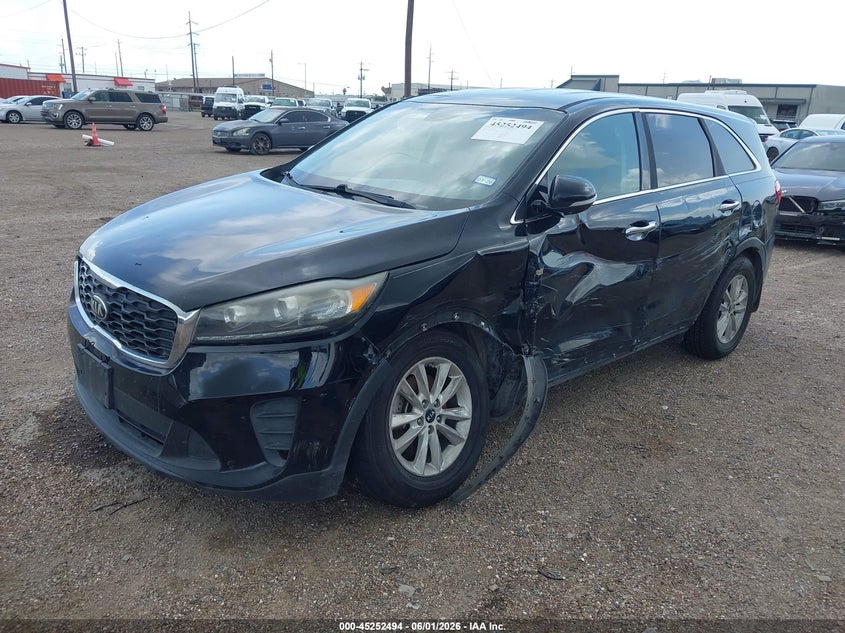 2019 Kia Sorento VIN 5XYPG4A37KG567667 IAAI salvage auction — LEFT SIDE, Salvage Title, sold $2,850 on 2026-07-29 (photo 2)