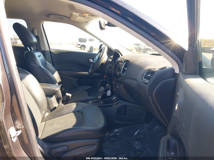2019 Jeep Compass VIN 3C4NJCBB3KT726928 IAAI salvage auction — REAR END, Salvage Title, sold $1,900 on 2026-07-22 (photo 5)
