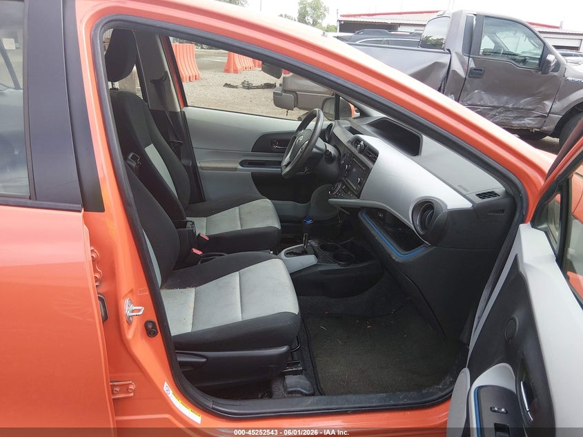 2012 Toyota Prius c VIN JTDKDTB31C1022660 IAAI salvage auction — RIGHT REAR, Salvage Title, sold $1,250 on 2026-07-29 (photo 5)