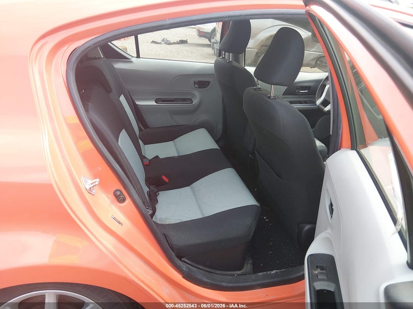 2012 Toyota Prius c VIN JTDKDTB31C1022660 IAAI salvage auction — RIGHT REAR, Salvage Title, sold $1,250 on 2026-07-29 (photo 8)