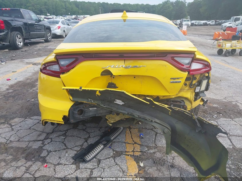 2018 Kia Stinger VIN KNAE55LC1J6021140 IAAI salvage auction — REAR END, Salvage Title, sold $6,200 on 2026-07-29 (photo 6)