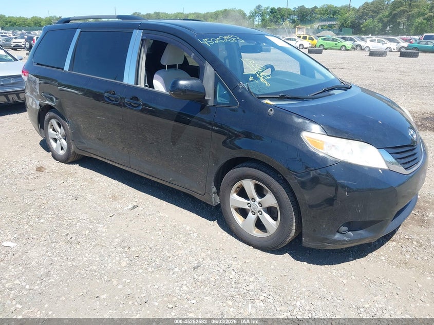 2013 Toyota Sienna VIN 5TDKK3DC1DS326028 IAAI salvage auction — FRONT & REAR, Salvage Title, sold $1,125 on 2026-07-14 (photo 1)