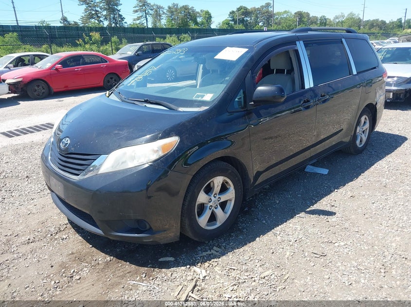 2013 Toyota Sienna VIN 5TDKK3DC1DS326028 IAAI salvage auction — FRONT & REAR, Salvage Title, sold $1,125 on 2026-07-14 (photo 2)