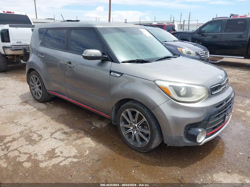 2017 Kia Soul VIN KNDJX3AA8H7452726 IAAI salvage auction — ENGINE DAMAGE, Salvage (Texas), sold $700 on 2026-07-28 (photo 1)