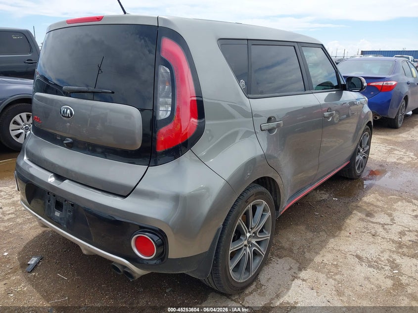 2017 Kia Soul VIN KNDJX3AA8H7452726 IAAI salvage auction — ENGINE DAMAGE, Salvage (Texas), sold $700 on 2026-07-28 (photo 4)