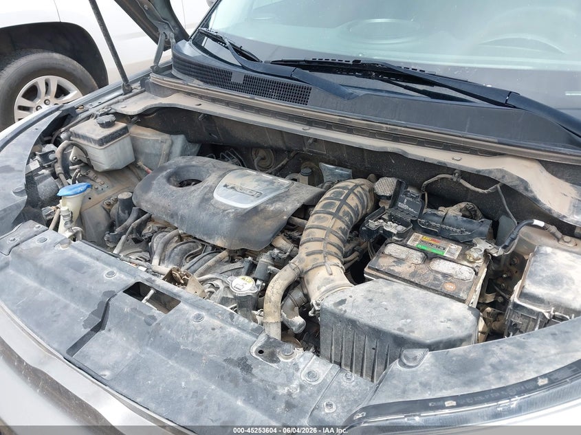 2017 Kia Soul VIN KNDJX3AA8H7452726 IAAI salvage auction — ENGINE DAMAGE, Salvage (Texas), sold $700 on 2026-07-28 (photo 6)