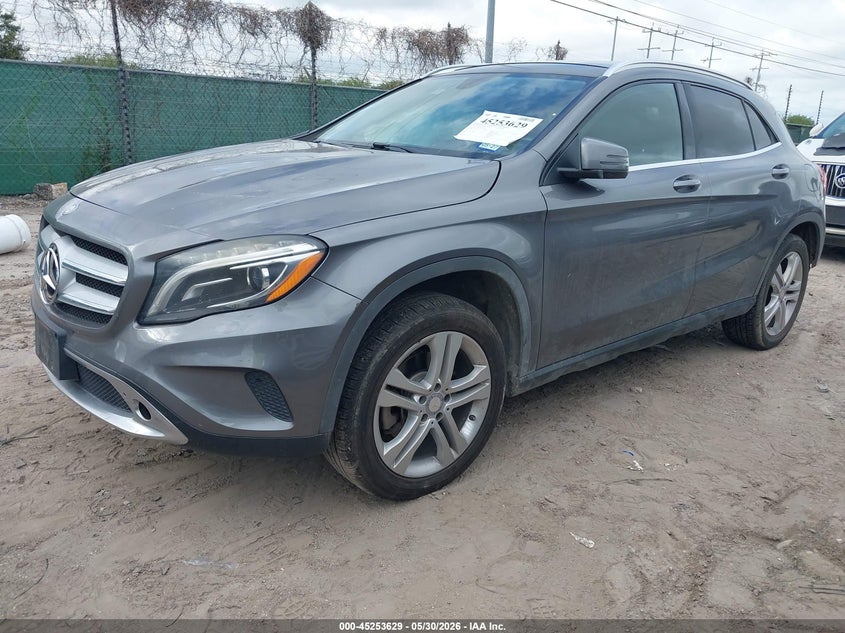2015 Mercedes-benz Gla-klasse VIN WDCTG4EB5FJ139743 IAAI salvage auction — RIGHT SIDE, Salvage Title, sold $1,350 on 2026-07-20 (photo 2)