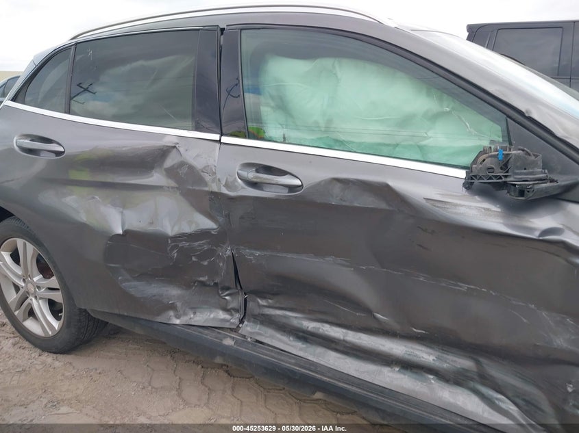 2015 Mercedes-benz Gla-klasse VIN WDCTG4EB5FJ139743 IAAI salvage auction — RIGHT SIDE, Salvage Title, sold $1,350 on 2026-07-20 (photo 6)