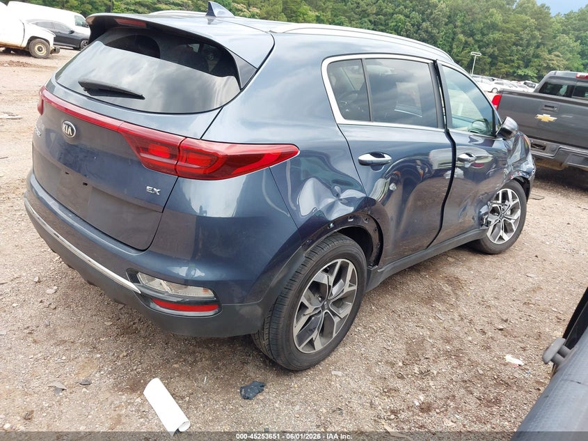 2020 Kia Sportage VIN KNDPN3AC1L7633404 IAAI salvage auction — SIDE, Salvage Title, sold $4,750 on 2026-07-28 (photo 4)
