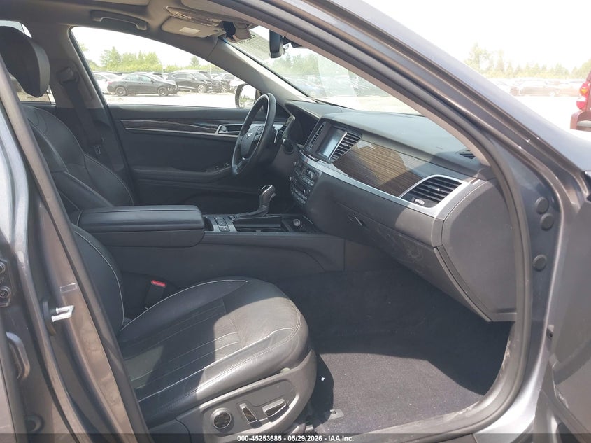 2015 Hyundai Genesis VIN KMHGN4JE8FU054838 IAAI salvage auction — RIGHT FRONT, Salvage Title, sold $3,500 on 2026-07-22 (photo 5)