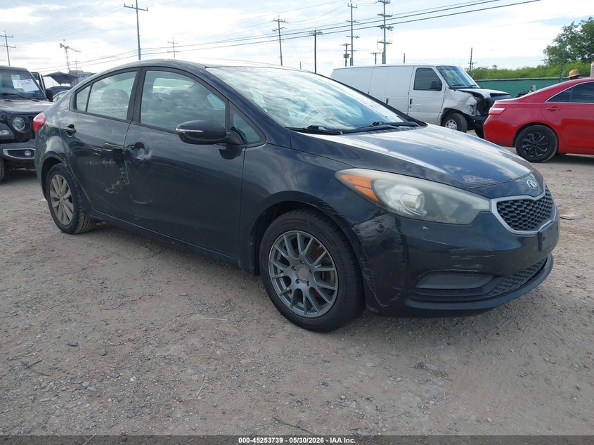 2016 Kia Forte VIN KNAFX4A66G5580087 IAAI salvage auction — RIGHT SIDE, Salvage Title, sold $975 on 2026-07-29 (photo 1)