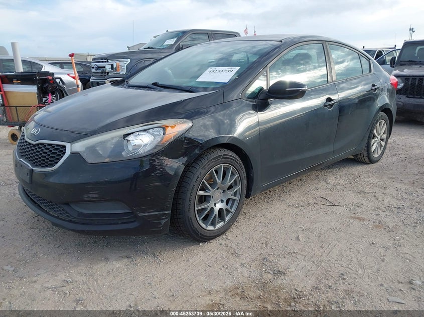 2016 Kia Forte VIN KNAFX4A66G5580087 IAAI salvage auction — RIGHT SIDE, Salvage Title, sold $625 on 2026-07-27 (photo 2)