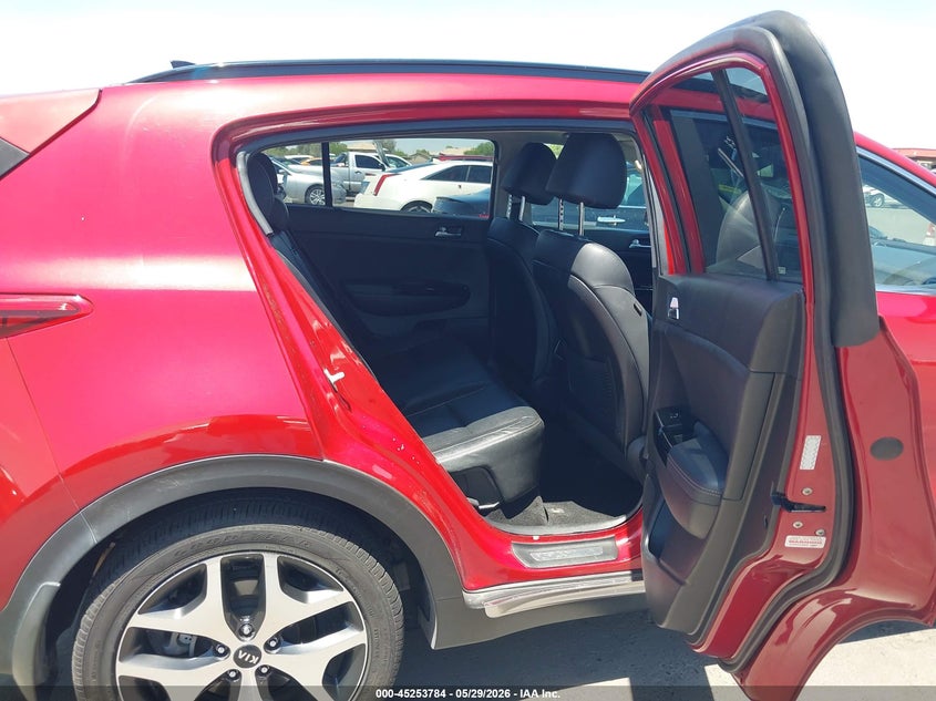 2019 Kia Sportage VIN KNDPR3A69K7625922 IAAI salvage auction — LEFT FRONT, Salvage Title, sold $3,400 on 2026-07-07 (photo 8)