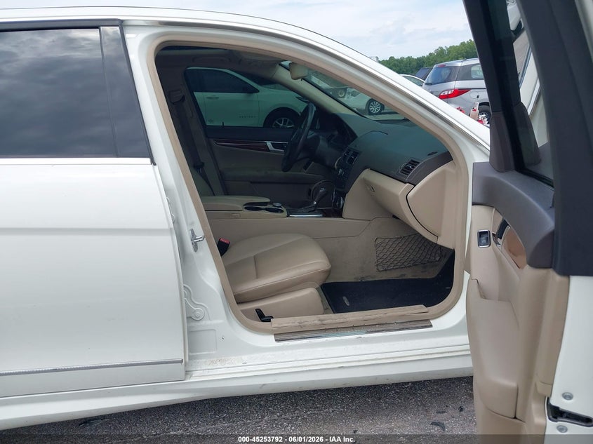 2011 Mercedes-benz C class VIN WDDGF8BB8BR134771 IAAI salvage auction — WATER/FLOOD, Salvage (Indiana), sold $750 on 2026-08-20 (photo 5)