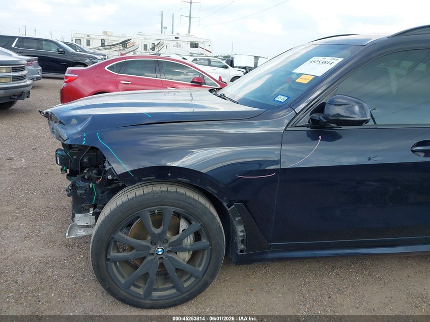2019 BMW X7 VIN 5UXCX4C59KLB39571 IAAI salvage auction — FRONT END, Salvage Title, sold $13,600 on 2026-09-08 (photo 6)