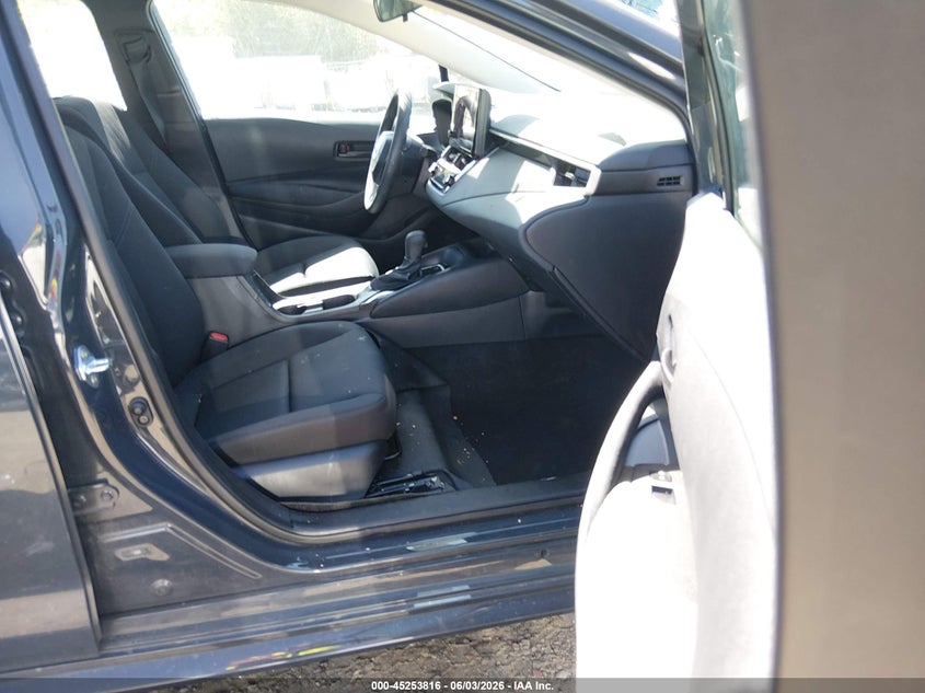 2026 Toyota Corolla VIN 5YFB4MDE3TP386854 IAAI salvage auction — RIGHT SIDE, Salvage Title, sold $10,000 on 2026-07-10 (photo 5)