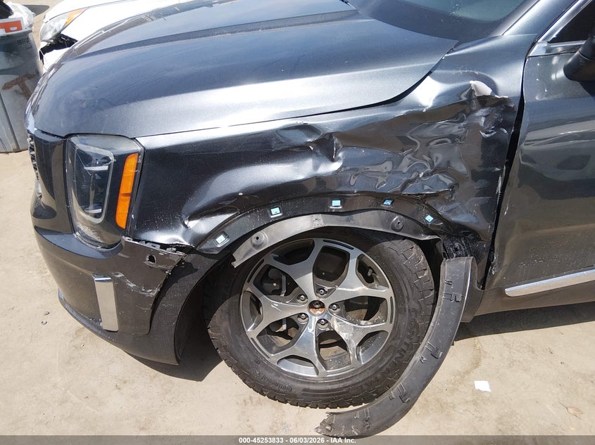 2022 Kia Telluride VIN 5XYP34HC2NG272420 IAAI salvage auction — SIDE, Salvage Title, sold $5,325 on 2026-07-22 (photo 6)