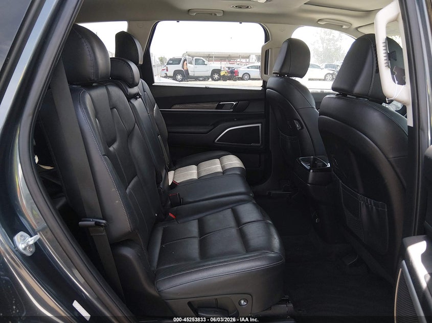 2022 Kia Telluride VIN 5XYP34HC2NG272420 IAAI salvage auction — SIDE, Salvage Title, sold $5,325 on 2026-07-22 (photo 8)
