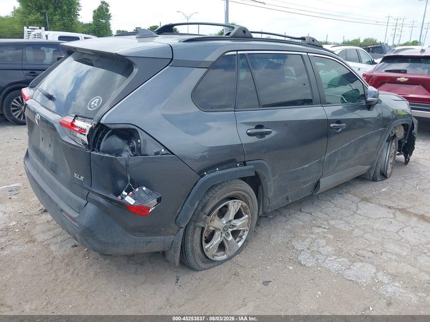 2021 Toyota Rav 4 VIN 2T3W1RFV8MC123093 IAAI salvage auction — RIGHT SIDE, Original (Texas), sold $8,000 on 2026-07-29 (photo 4)