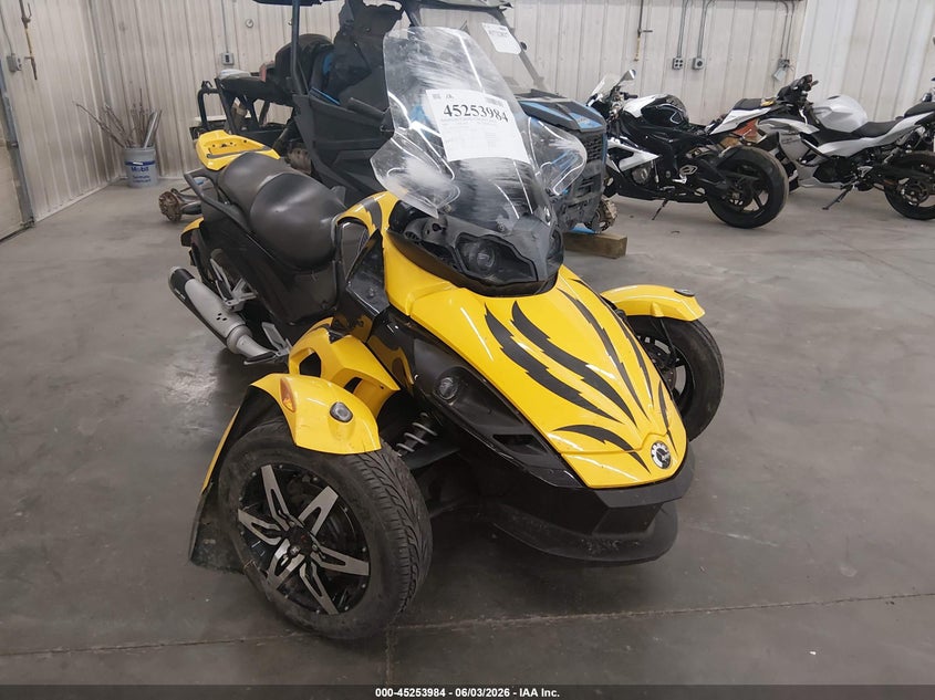 2009 Can-am Spyder roadster VIN 2BXJAAA179V000604 IAAI salvage auction — FRONT END, Prior Salvage (Minnesota), sold $275 on 2026-07-22 (photo 1)