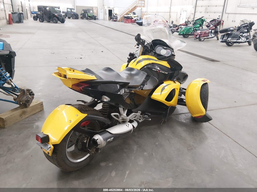 2009 Can-am Spyder roadster VIN 2BXJAAA179V000604 IAAI salvage auction — FRONT END, Prior Salvage (Minnesota), sold $275 on 2026-07-22 (photo 4)