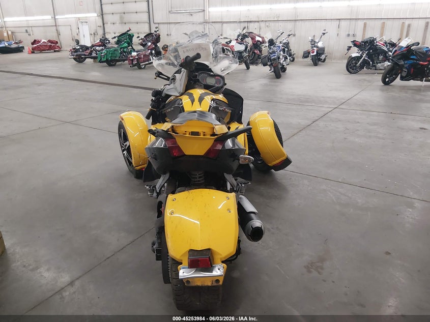 2009 Can-am Spyder roadster VIN 2BXJAAA179V000604 IAAI salvage auction — FRONT END, Prior Salvage (Minnesota), sold $275 on 2026-07-22 (photo 6)