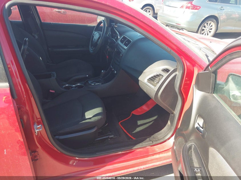 2013 Dodge Avenger VIN 1C3CDZAB3DN516954 IAAI salvage auction — NORMAL WEAR, Salvage Title, sold $425 on 2026-07-09 (photo 5)