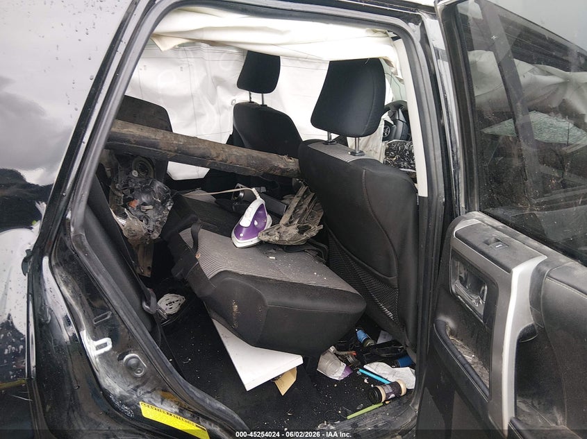 2020 Toyota 4runner VIN JTEBU5JR9L5783183 IAAI salvage auction — BIO HAZARD, Salvage Title, sold $1,550 on 2026-07-10 (photo 8)