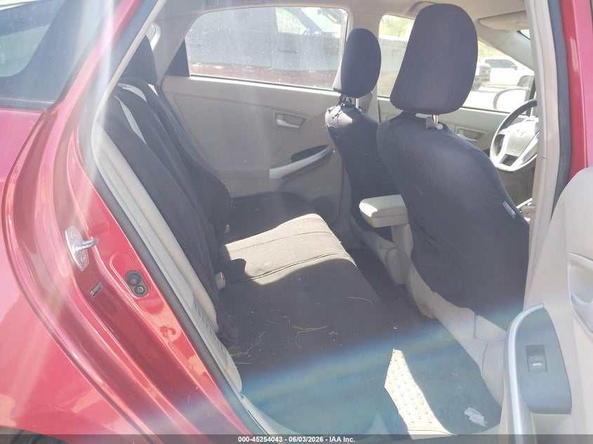 2010 Toyota Prius VIN JTDKN3DU6A0150138 IAAI salvage auction — NORMAL WEAR, Clear-Endorsement (Wisconsin), sold $425 on 2026-07-16 (photo 8)