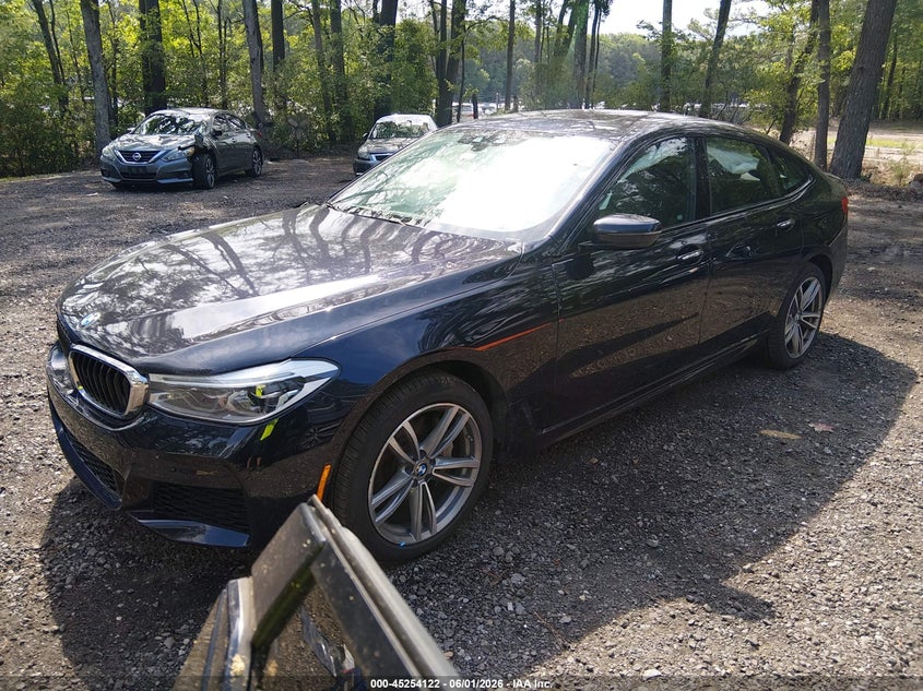 2018 BMW 6er VIN WBAJV6C52JBJ99765 IAAI salvage auction — SIDE, Salvage Title, sold $1,800 on 2026-07-28 (photo 2)
