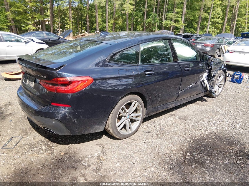 2018 BMW 6er VIN WBAJV6C52JBJ99765 IAAI salvage auction — SIDE, Salvage Title, sold $1,800 on 2026-07-28 (photo 4)