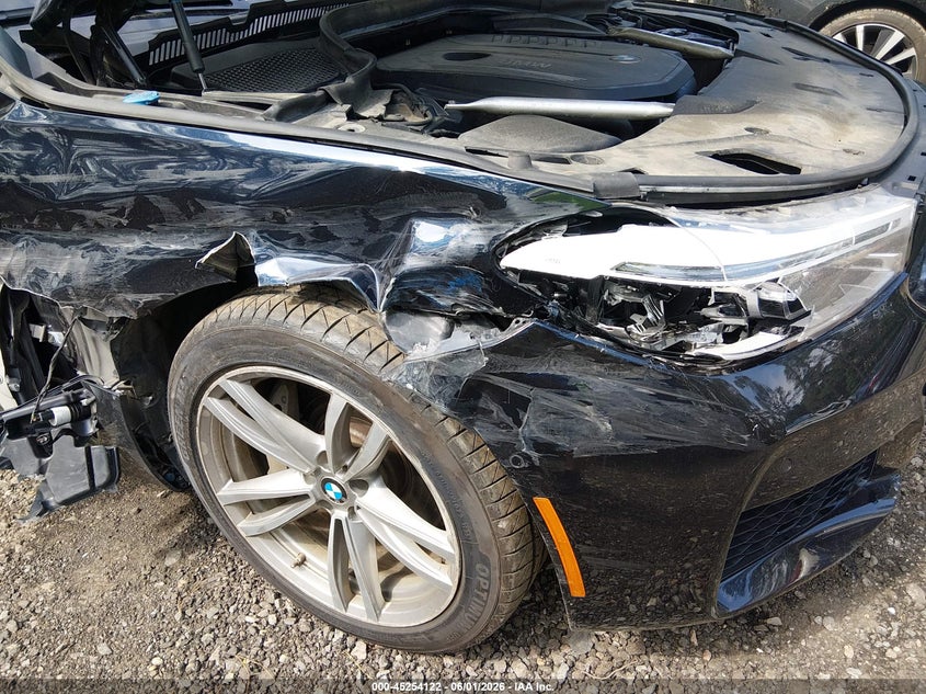 2018 BMW 6er VIN WBAJV6C52JBJ99765 IAAI salvage auction — SIDE, Salvage Title, sold $1,800 on 2026-07-28 (photo 6)