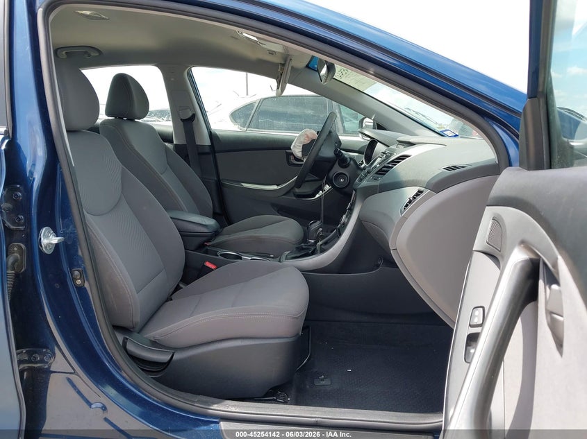 2015 Hyundai Elantra VIN KMHDH4AE9FU300323 IAAI salvage auction — FRONT END, Salvage Title, sold $25 on 2026-07-30 (photo 5)