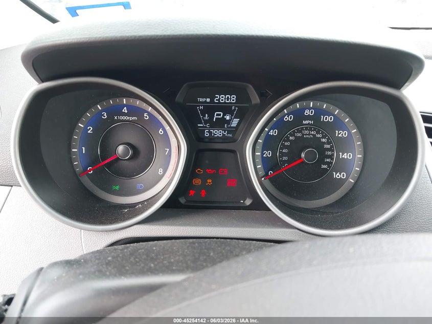 2015 Hyundai Elantra VIN KMHDH4AE9FU300323 IAAI salvage auction — FRONT END, Salvage Title, sold $25 on 2026-07-30 (photo 7)
