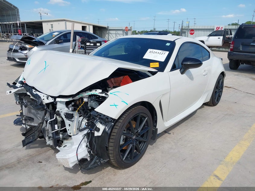 2025 Toyota Gr 86 VIN JF1ZNBE14S9760989 IAAI salvage auction — FRONT END, Original (Texas), sold $325 on 2026-07-27 (photo 2)