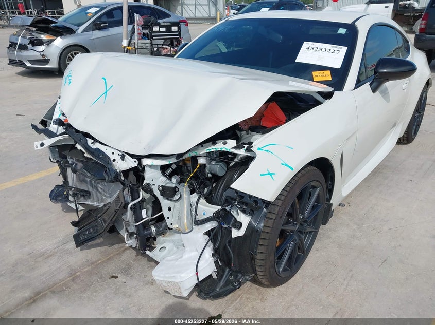 2025 Toyota Gr 86 VIN JF1ZNBE14S9760989 IAAI salvage auction — FRONT END, Original (Texas), sold $325 on 2026-07-27 (photo 6)