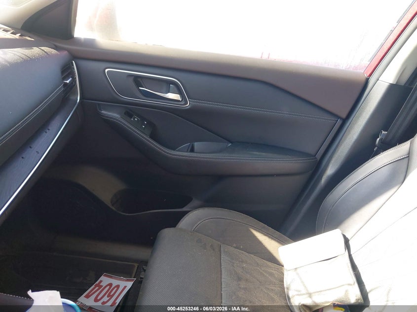 2023 Nissan Rogue VIN JN8BT3DD1PW300110 IAAI salvage auction — WATER/FLOOD, Salvage Title, sold $7,200 on 2026-07-07 (photo 5)