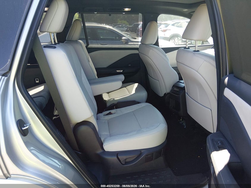 2025 Lexus Tx VIN 5TDAAAB65SS045342 IAAI salvage auction — FRONT END, Salvage Title, sold $20,900 on 2026-08-17 (photo 8)