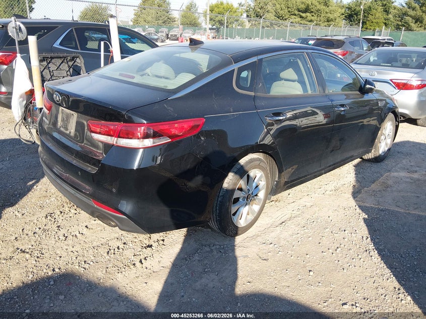 2018 Kia Optima VIN 5XXGT4L35JG252331 IAAI salvage auction — NORMAL WEAR, Original (Kentucky), sold $1,875 on 2026-07-20 (photo 4)