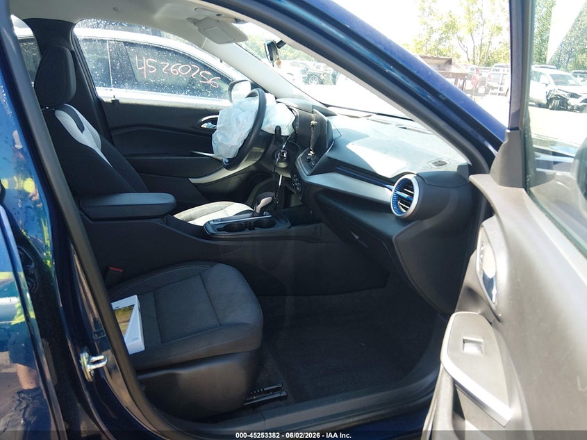 2024 Chevrolet Trax VIN KL77LFE23RC058955 IAAI salvage auction — FRONT END, Salvage Title, sold $6,375 on 2026-07-07 (photo 5)