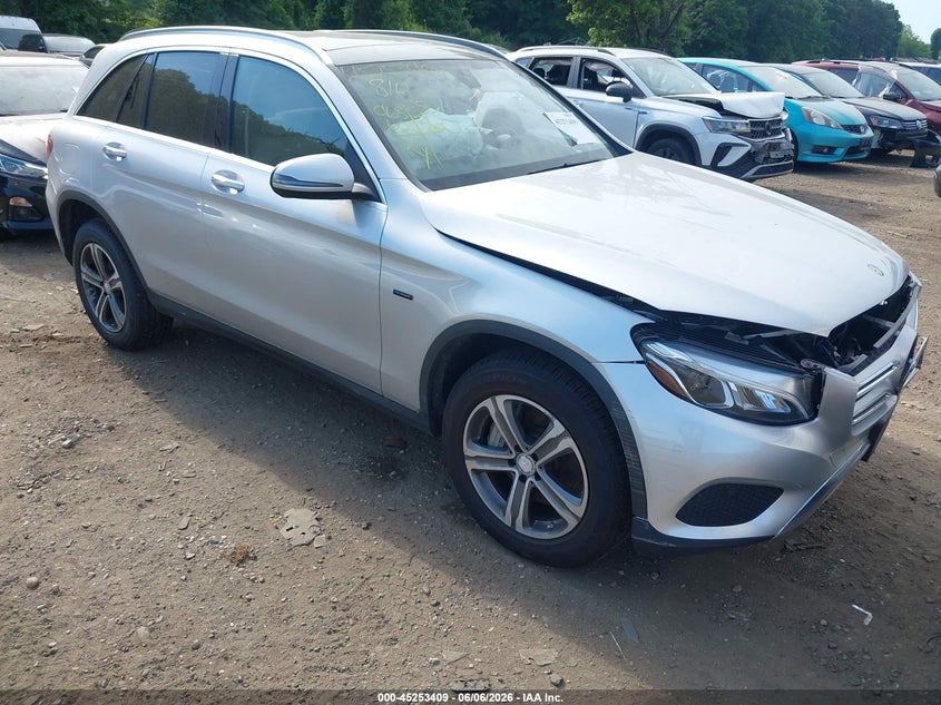 2019 Mercedes-benz Glc VIN WDC0G5EB1KF593901 IAAI salvage auction — FRONT END, Salvage Title, sold $4,900 on 2026-07-14 (photo 1)