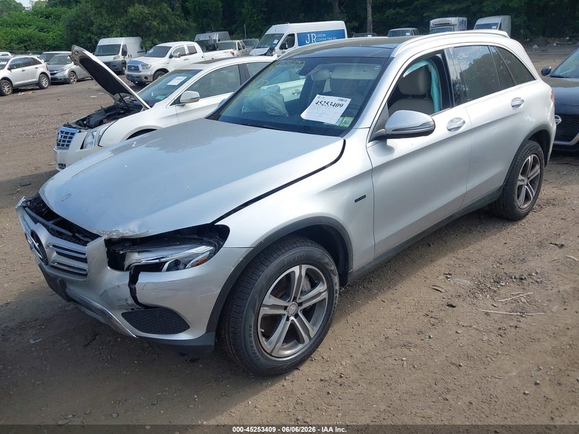 2019 Mercedes-benz Glc VIN WDC0G5EB1KF593901 IAAI salvage auction — FRONT END, Salvage Title, sold $4,900 on 2026-07-14 (photo 2)