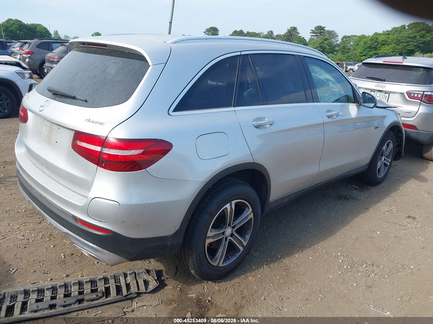 2019 Mercedes-benz Glc VIN WDC0G5EB1KF593901 IAAI salvage auction — FRONT END, Salvage Title, sold $4,900 on 2026-07-14 (photo 4)