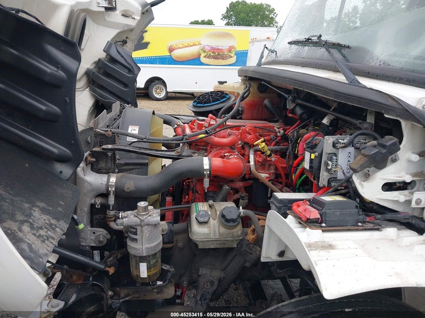 2019 Freightliner M2 106 VIN 1FVACXFC4KHKK4533 IAAI salvage auction — SIDE, Clear (Indiana), sold $13,400 on 2026-07-15 (photo 9)