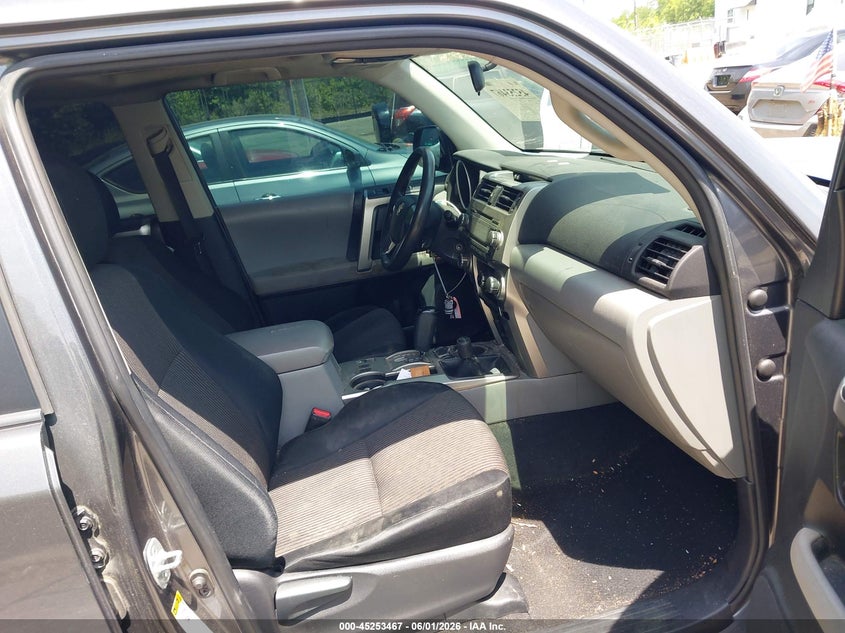 2010 Toyota 4runner VIN JTEBU5JR2A5011623 IAAI salvage auction — RIGHT FRONT, Salvage - Greater Than 75% (Maryland), sold $6,800 on 2026-07-28 (photo 5)
