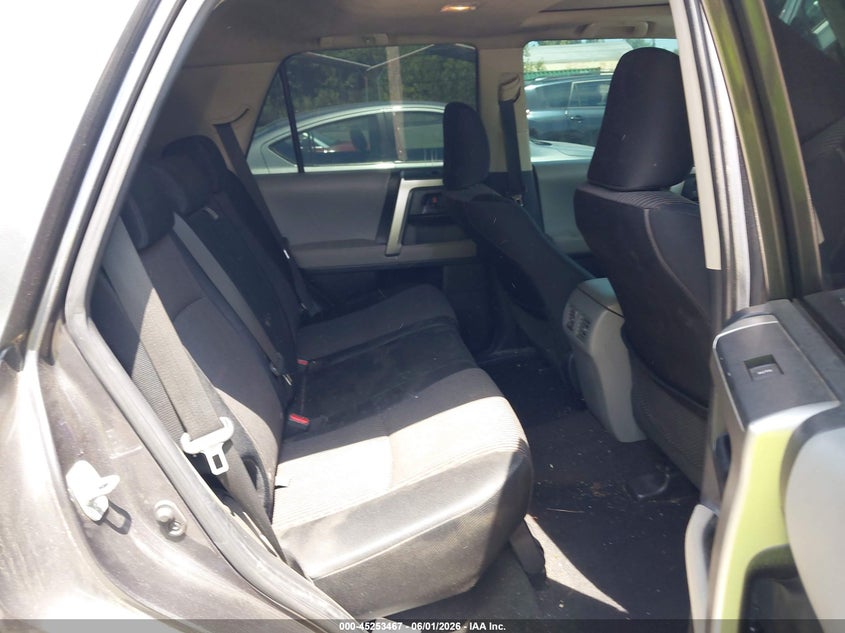 2010 Toyota 4runner VIN JTEBU5JR2A5011623 IAAI salvage auction — RIGHT FRONT, Salvage - Greater Than 75% (Maryland), sold $6,800 on 2026-07-28 (photo 8)