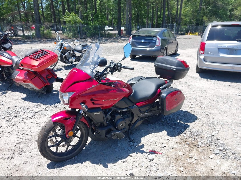 2014 Honda Ctx VIN JH2RC6946EK000594 IAAI salvage auction — LEFT FRONT, Salvage Title, sold $25 on 2026-07-21 (photo 2)