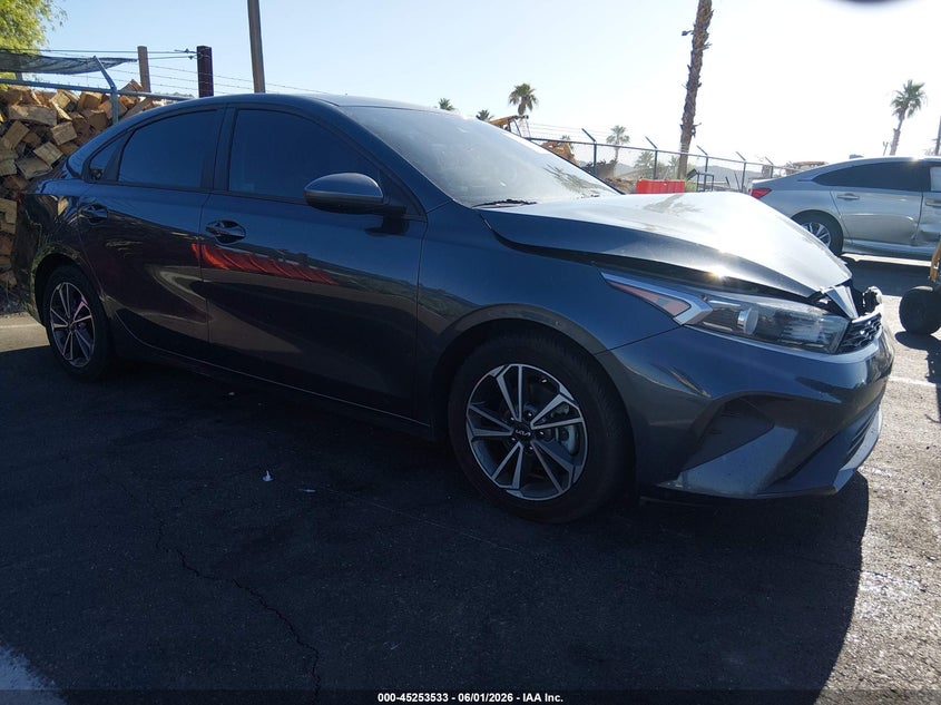 2022 Kia Forte VIN 3KPF24AD0NE427562 IAAI salvage auction — FRONT END, Salvage Title, sold $3,650 on 2026-07-24 (photo 1)
