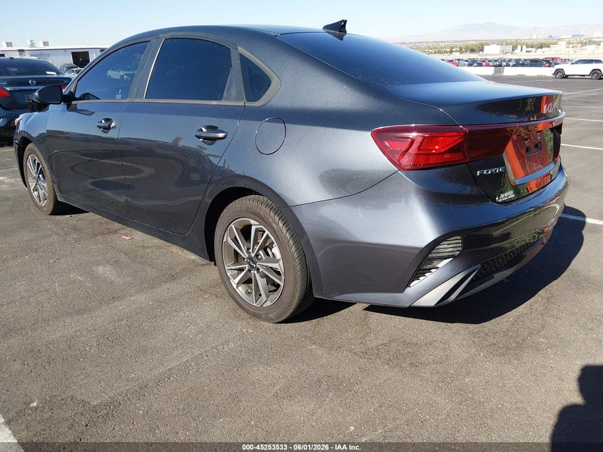2022 Kia Forte VIN 3KPF24AD0NE427562 IAAI salvage auction — FRONT END, Salvage Title, sold $3,650 on 2026-07-24 (photo 3)